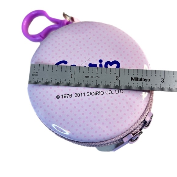 Hello Kitty Tin Key Chain Backpack Tag Zipper Purse Pouch - Picture 7 of 9